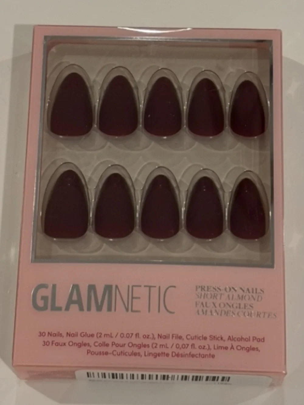 Glamnetic Short Almond Press-On Nails in Merlot